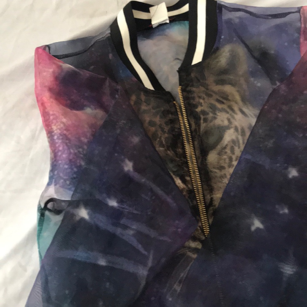 Bomber jacket - Picture 3 of 3